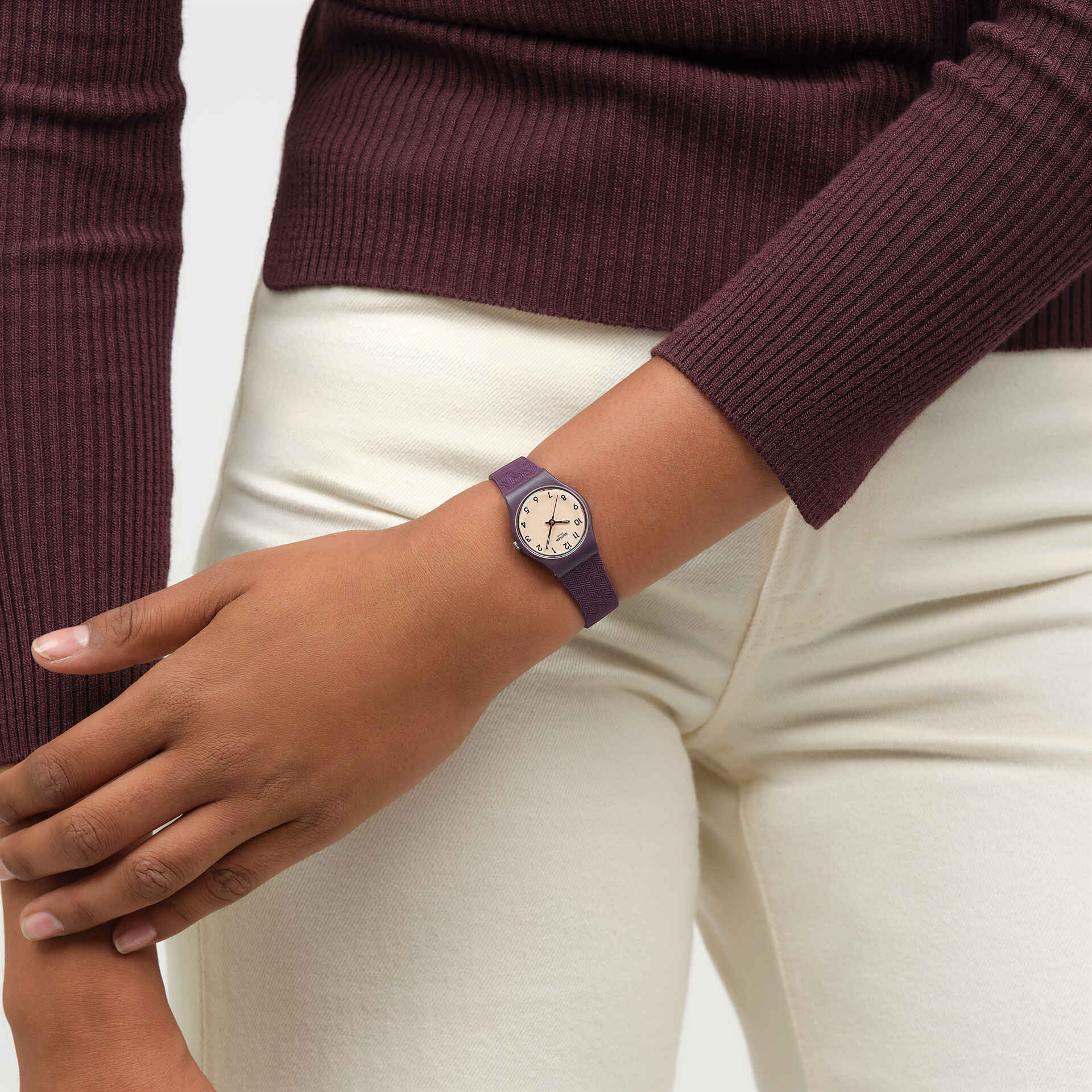 "REPEAT CHIC" Gallery Image #1